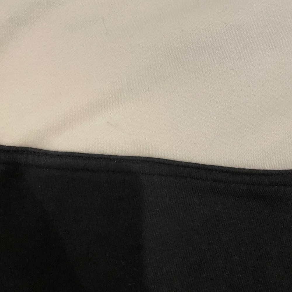 Color Block Levi’s Sweatshirt - Picture 6 of 7